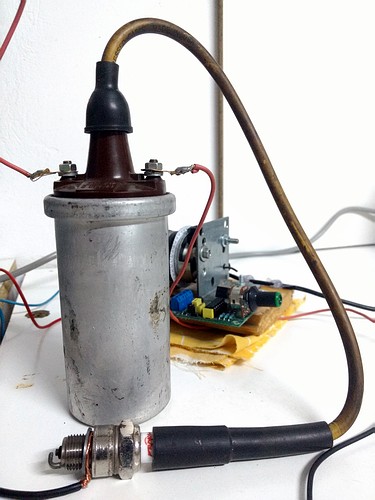 Cewka zapłonowa z fiata 125p.