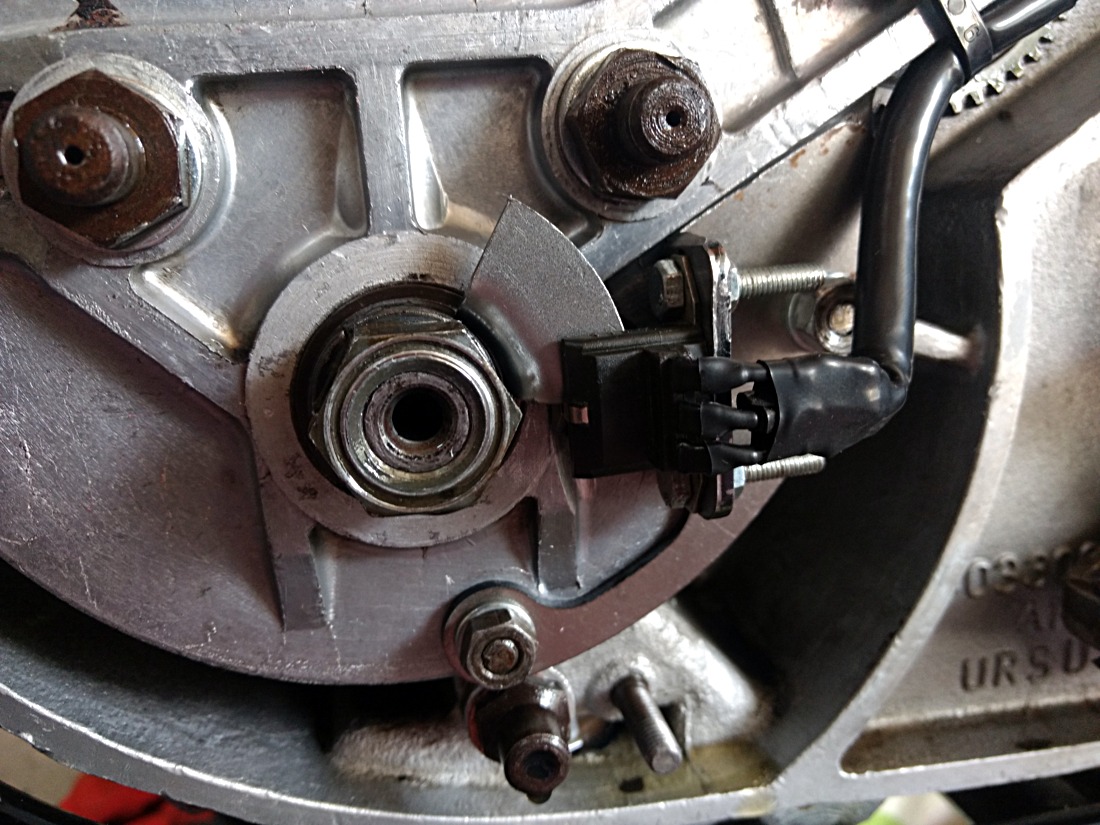 Zestaw montażowy do elektronicznego zapłonu w Junaku.